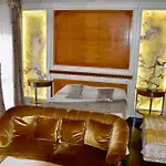Pigalle 4*