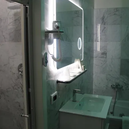Hotel Pigalle Tezze sul Brenta