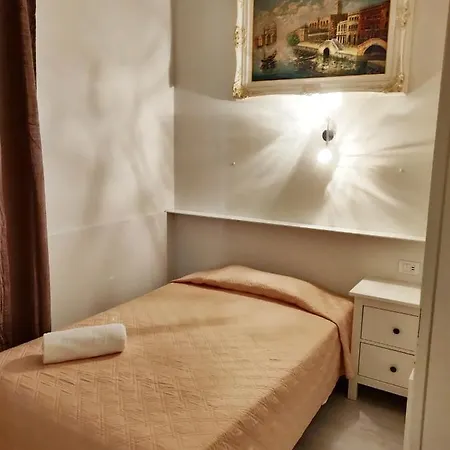 Pigalle Hotel