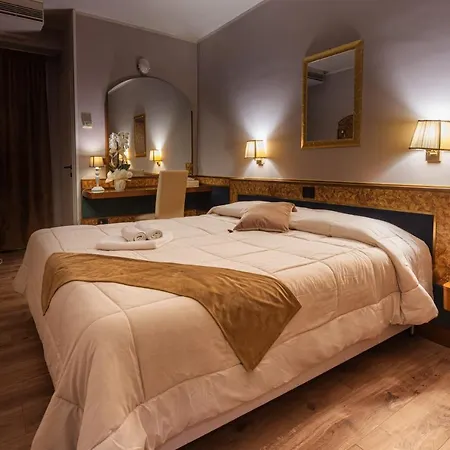 Pigalle 4*