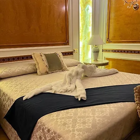 Hotel Pigalle 4*
