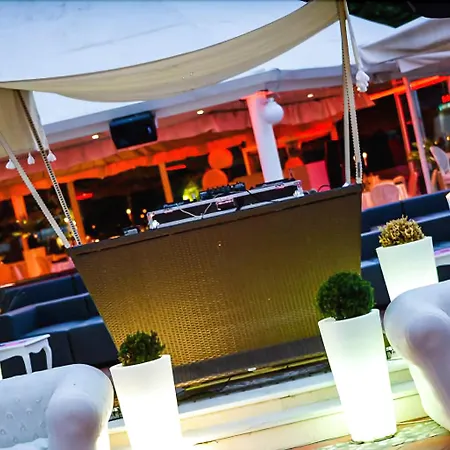 Pigalle Отель 4*