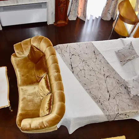 Pigalle Hotel