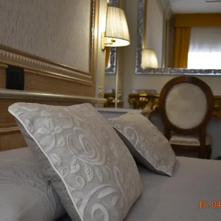 Pigalle 4*