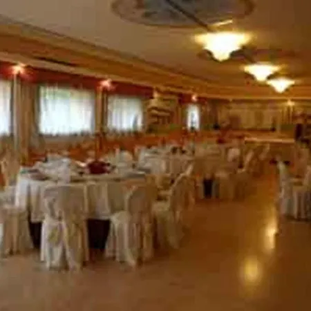 Pigalle Hotel