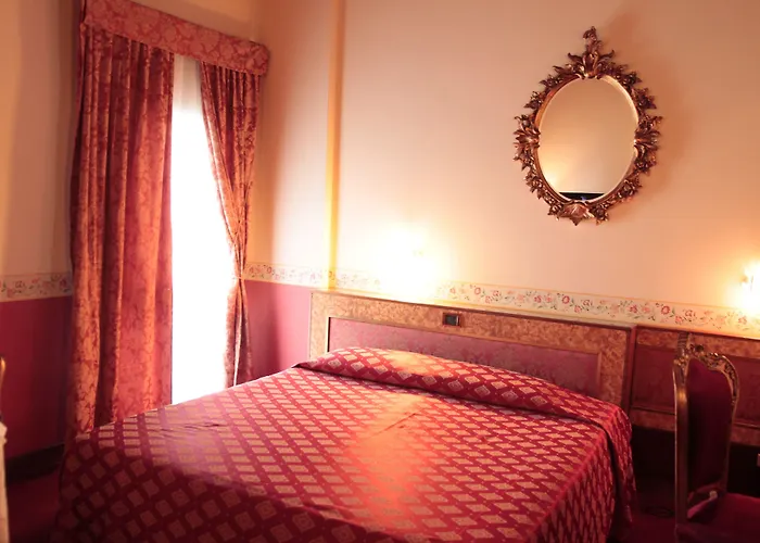 Pigalle Hotel Tezze sul Brenta